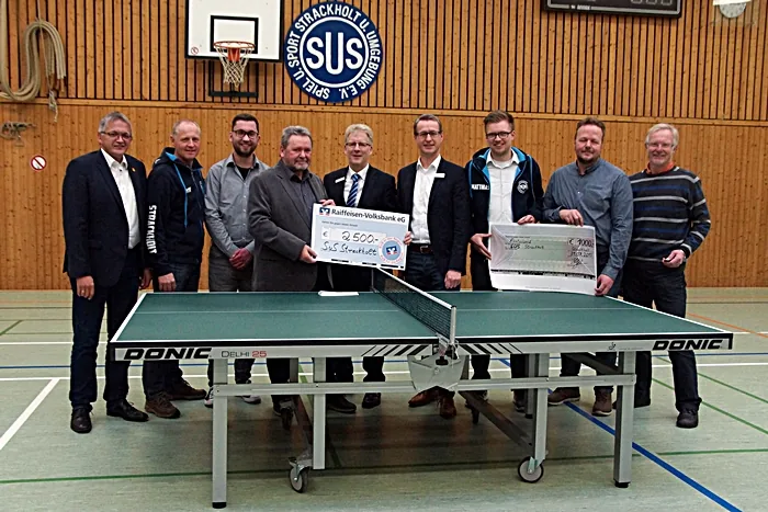 SuS Strackholt schafft neue Tischtennis-Tische an